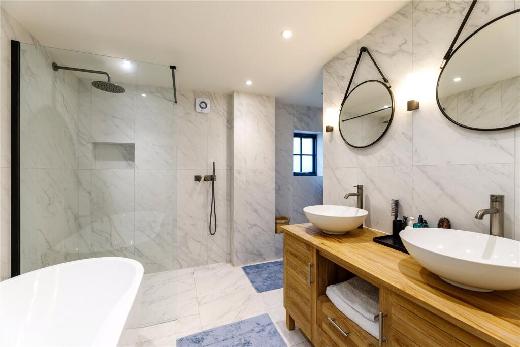 Bathroom Ensuite