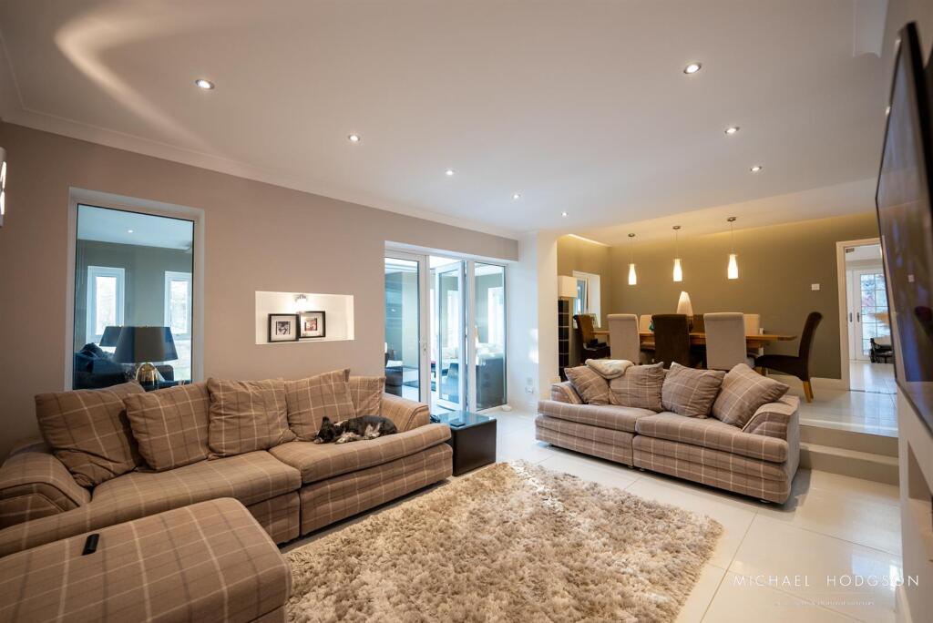 Elmwood - Warden Law Lane-21.jpg