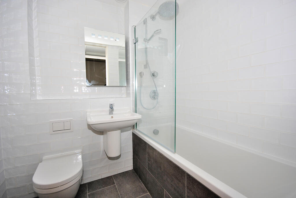 42 Appleton Fields -