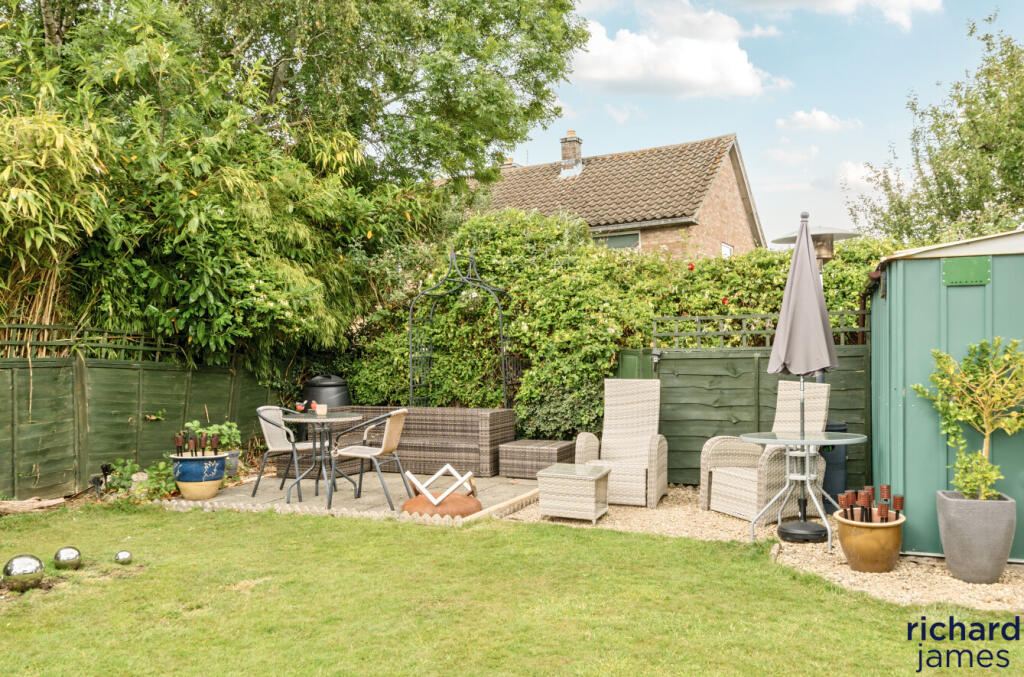 6e3b7fb3ba1a429795d2fc063a4fb9e2