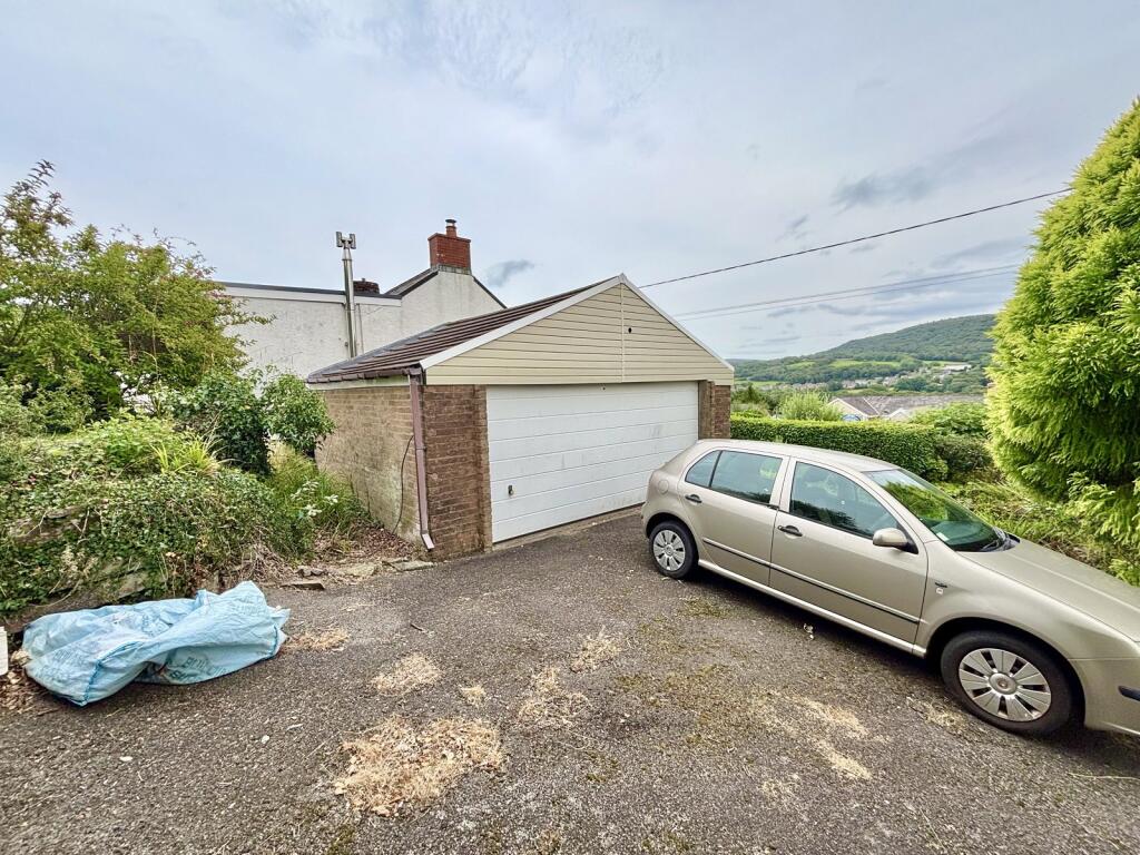 Driveway and detached garage 