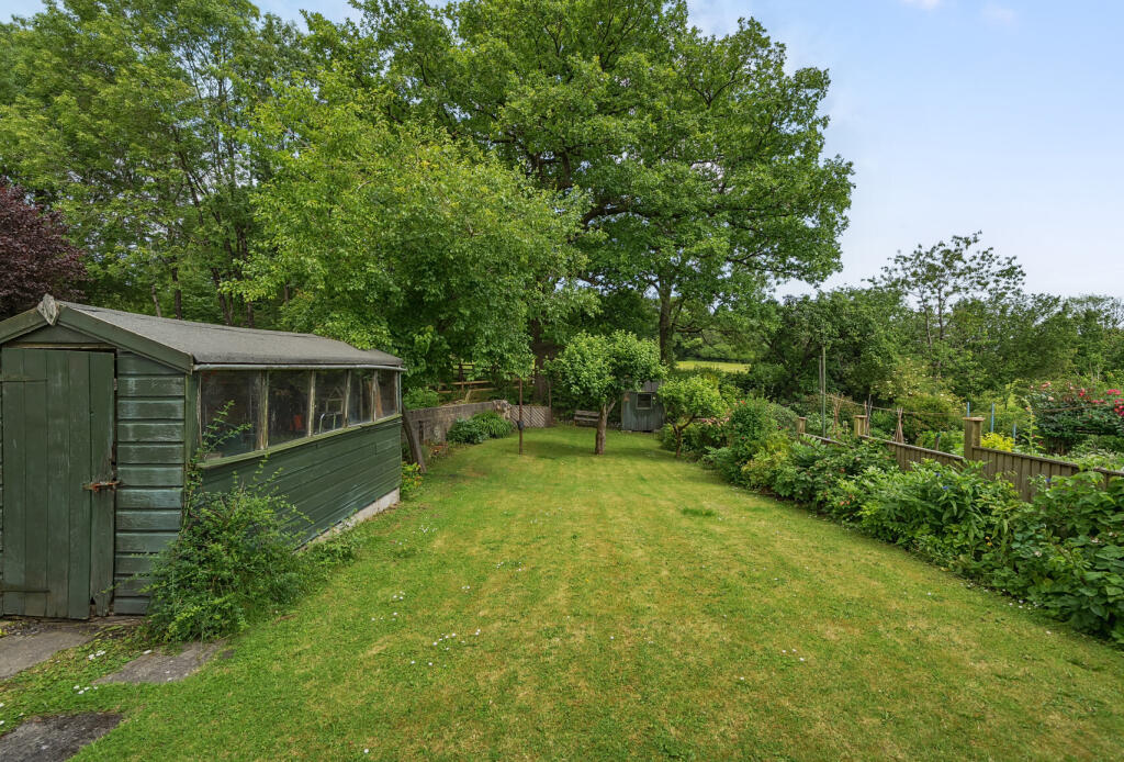 1311606-3-684c409...