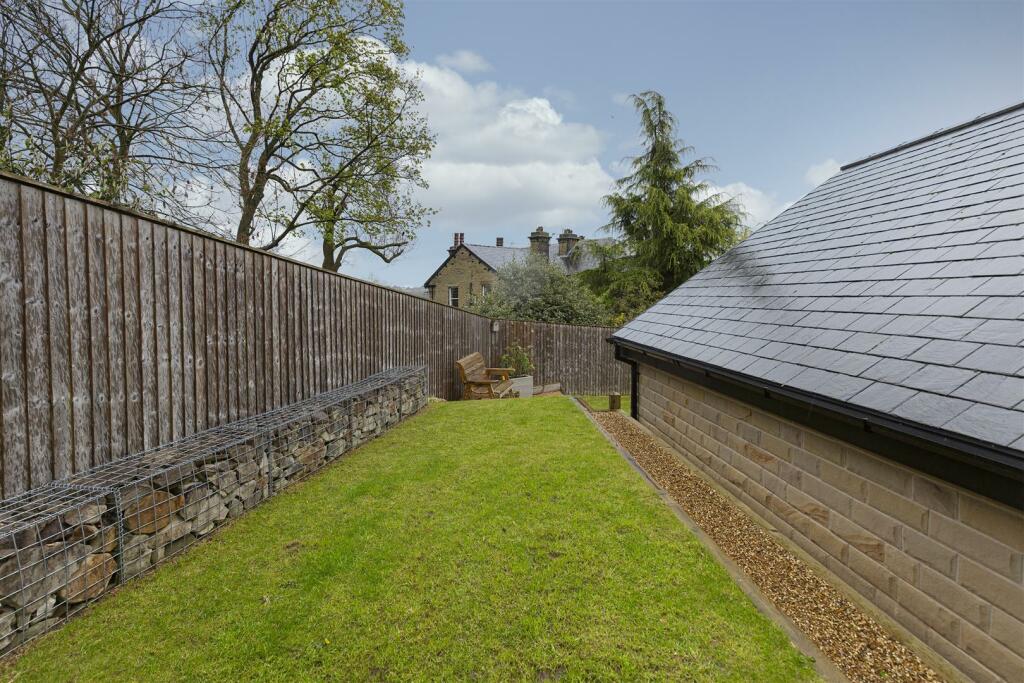 Bramleys Estate Agents - Snelsins Road - Cleckheat