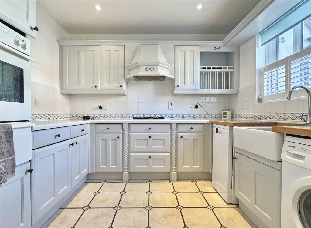Kitchen.jpg