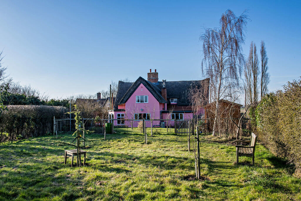 8638610-exterior1...