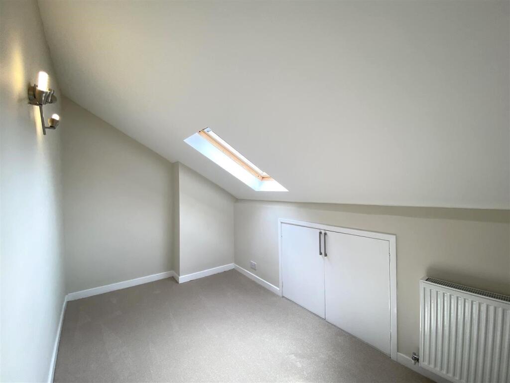 BEDROOM 6.jpg
