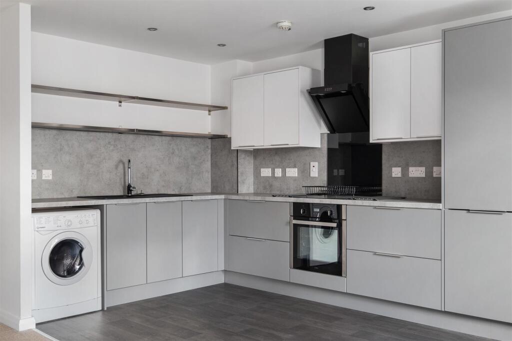 untitled (8 of 12).jpg