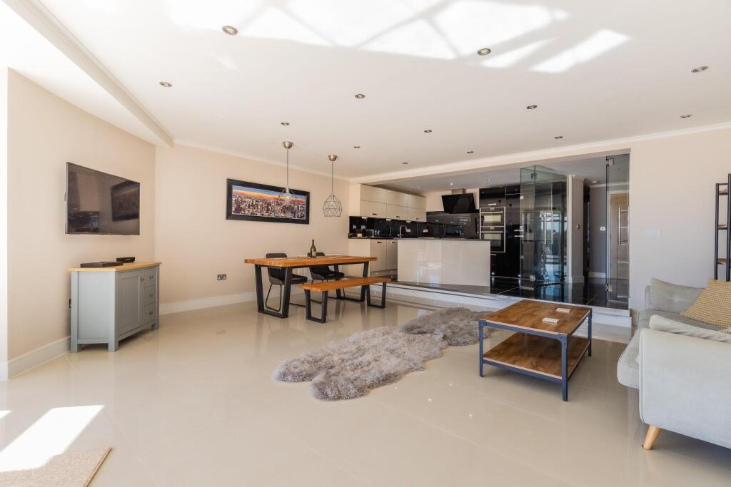 41 Lacuna House-5.jpg