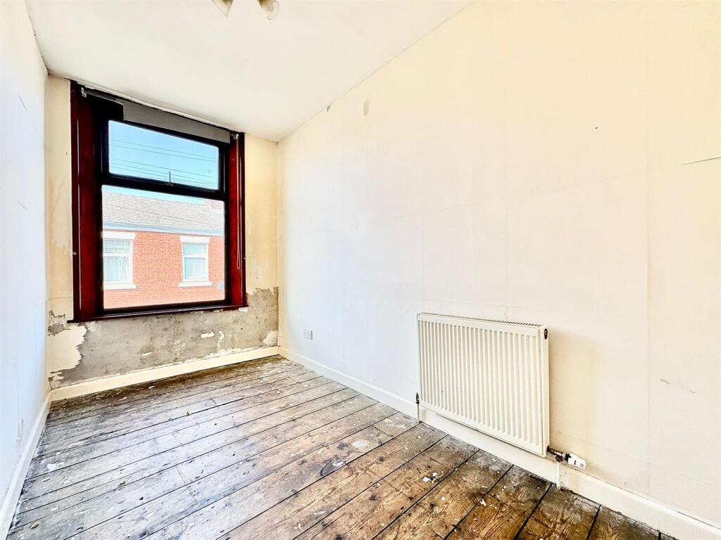 PHOTO-2025-07-04-11-31-01 11.jpg