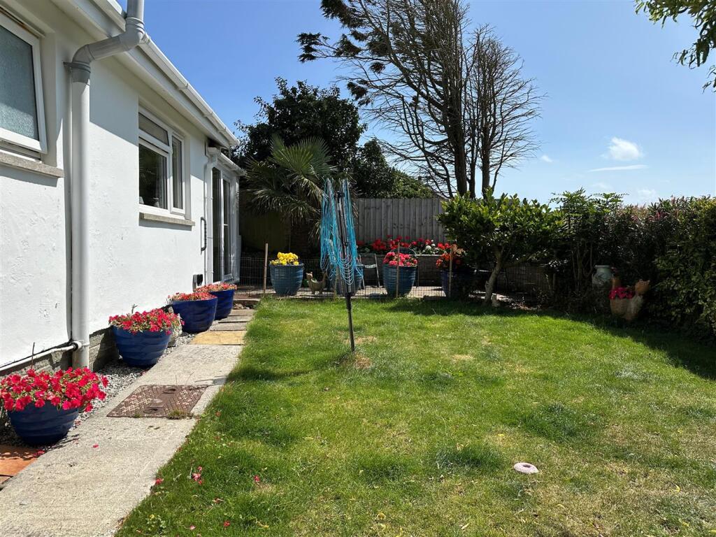 Rear Garden 1.jpg