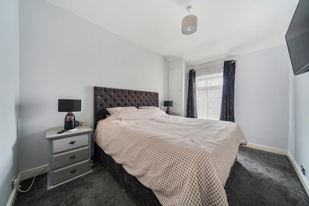 1382834-1-692435f54f7fa