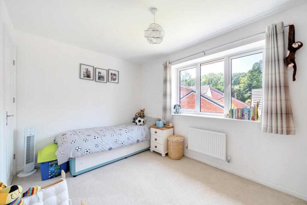 1329501-7-6883bfd447fb3