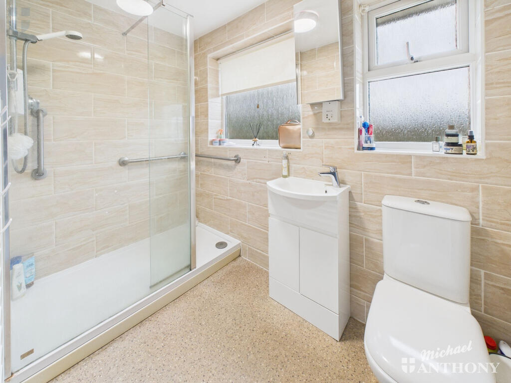 0354b9a788334a43b010e6d0e6f63f4c_80_CAM03218G0-PR0