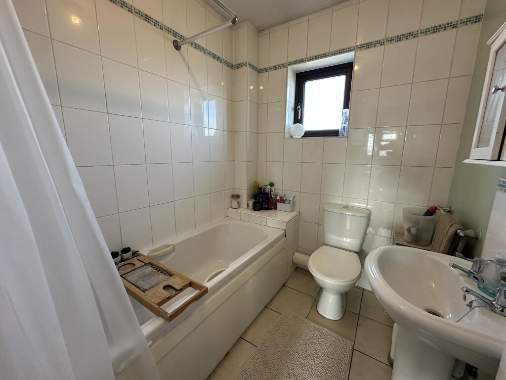 Photo 09-08-2025, 11 11 43