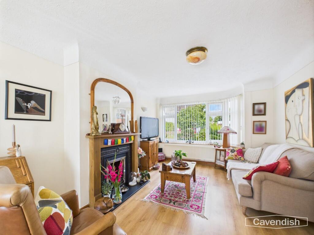 Lounge / Dining Room