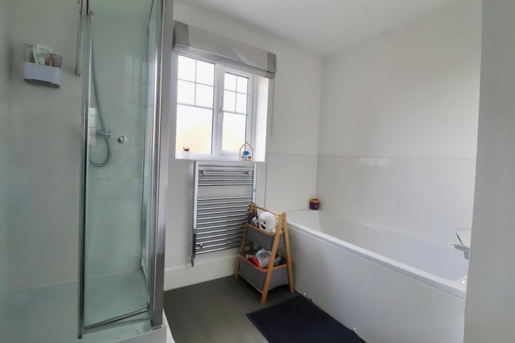 Family Bathroom/WC