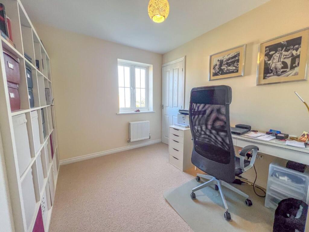 Lower Farm Way - Image-11.jpg