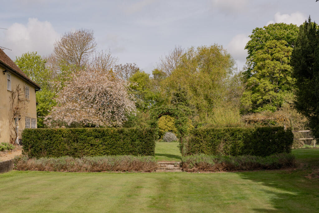 278937 - Waltham Hall, Stowmarket-73.jpg