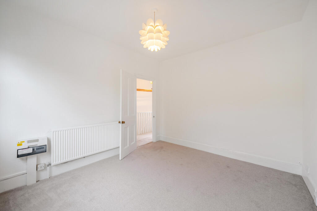 1375747-6-6908b0e...