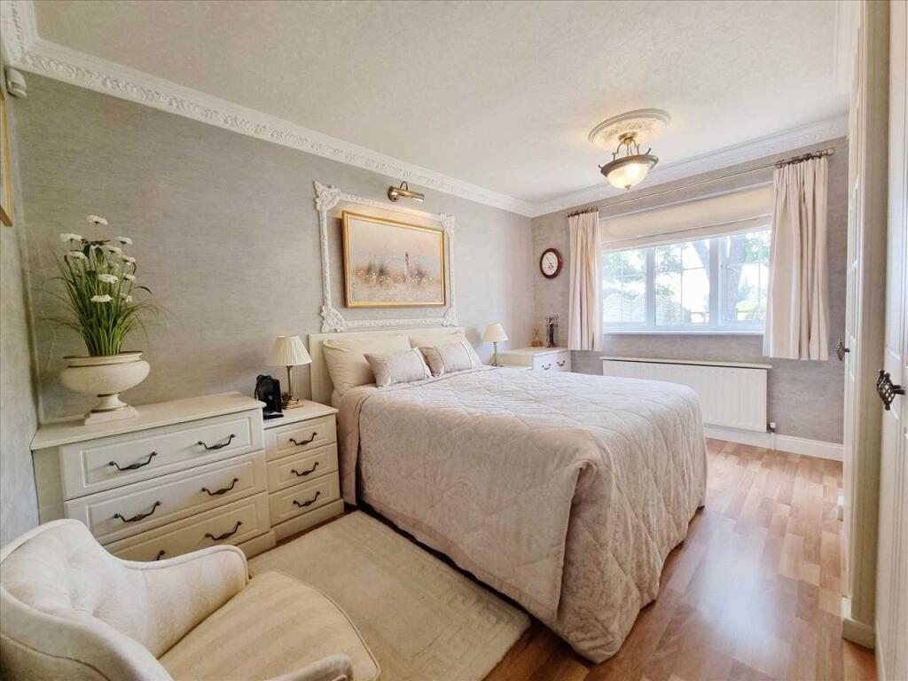 Bedroom 1: