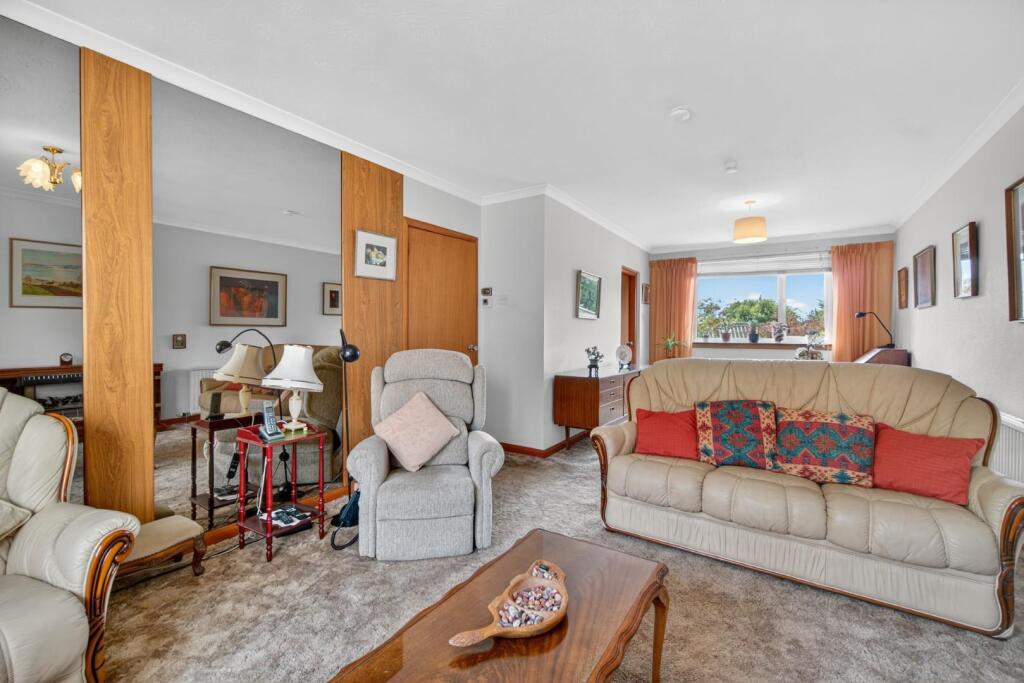 2 fernside, brisbane street, largs _09.jpg