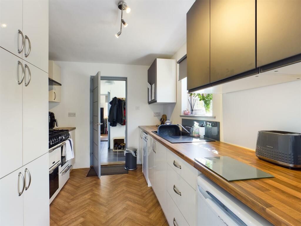 Kitchen.jpg