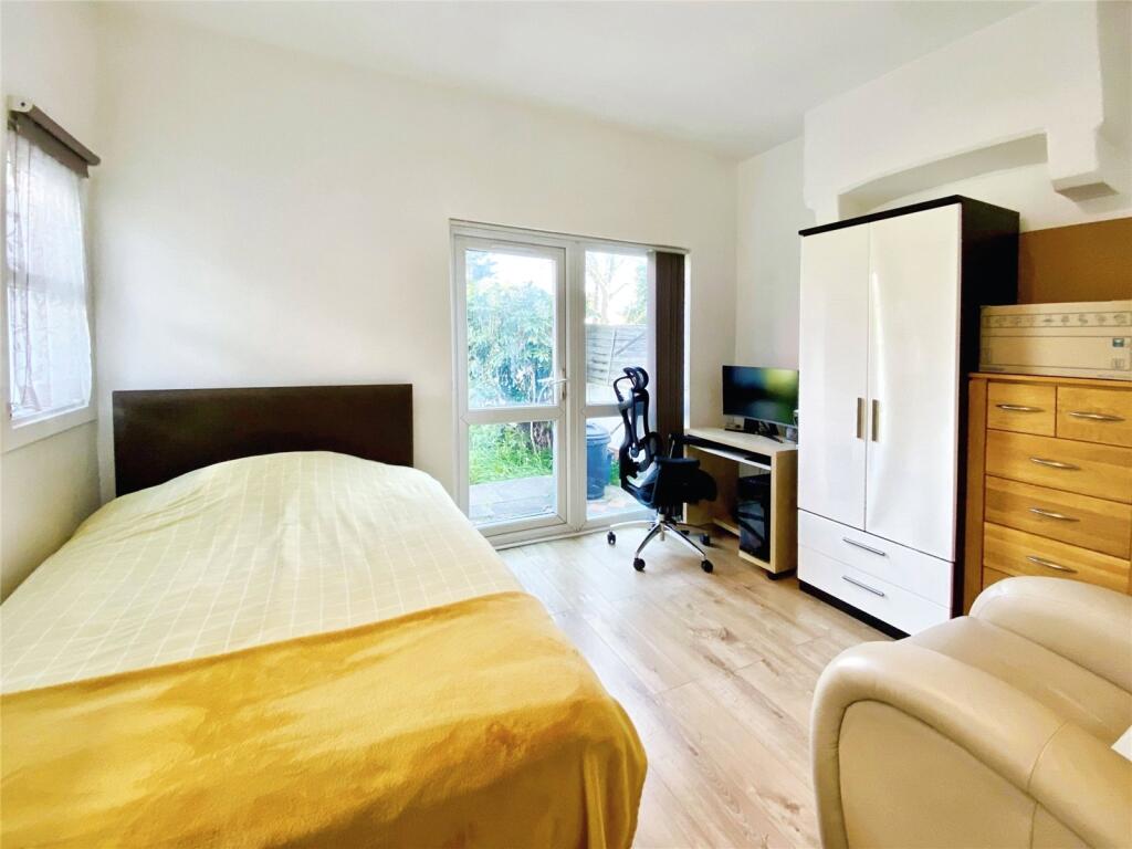 Double Bedroom