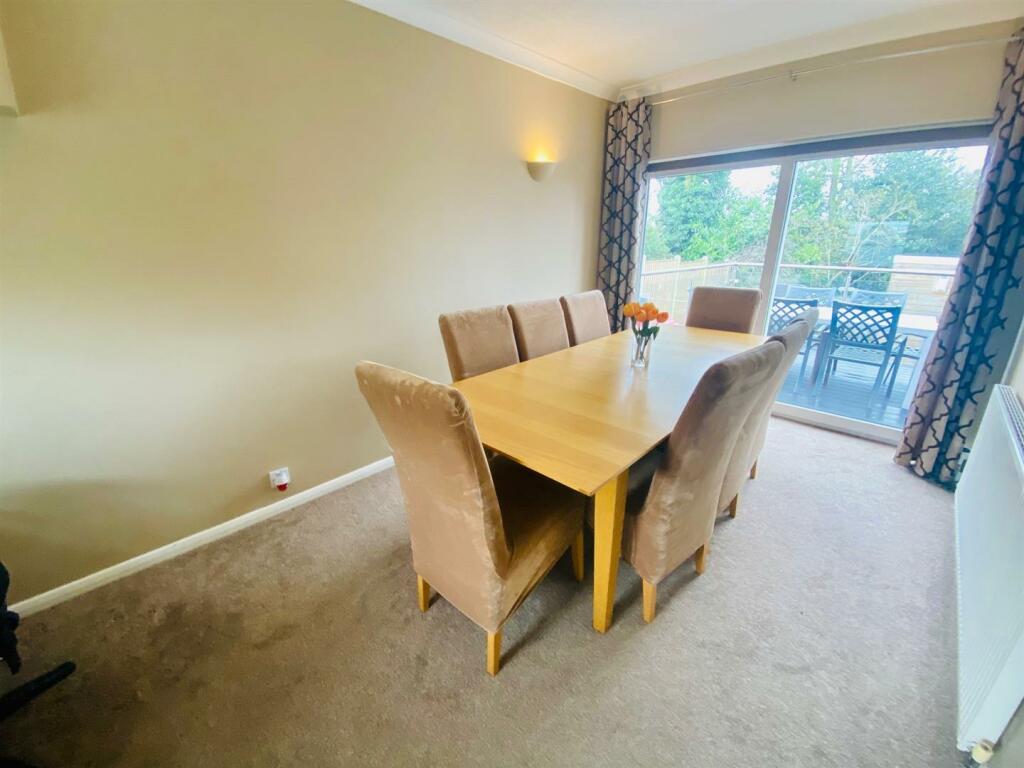 cheviot way 11 dining room.jpg