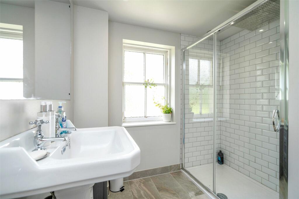 Family Shower Room