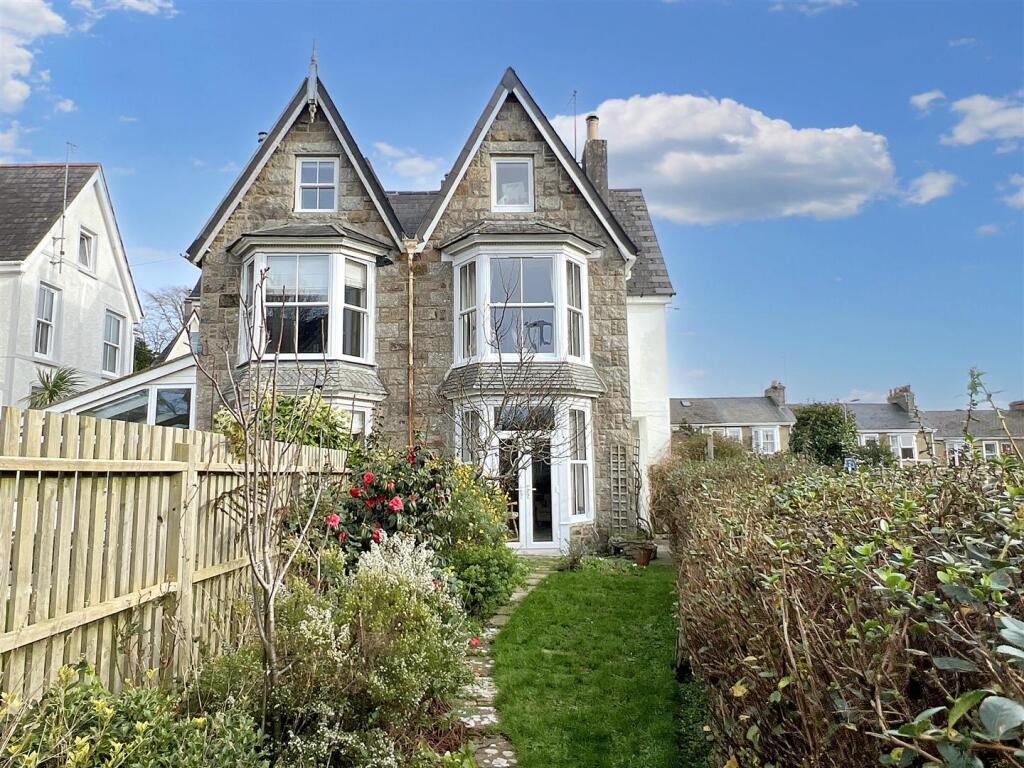 Garage &amp; Elevations