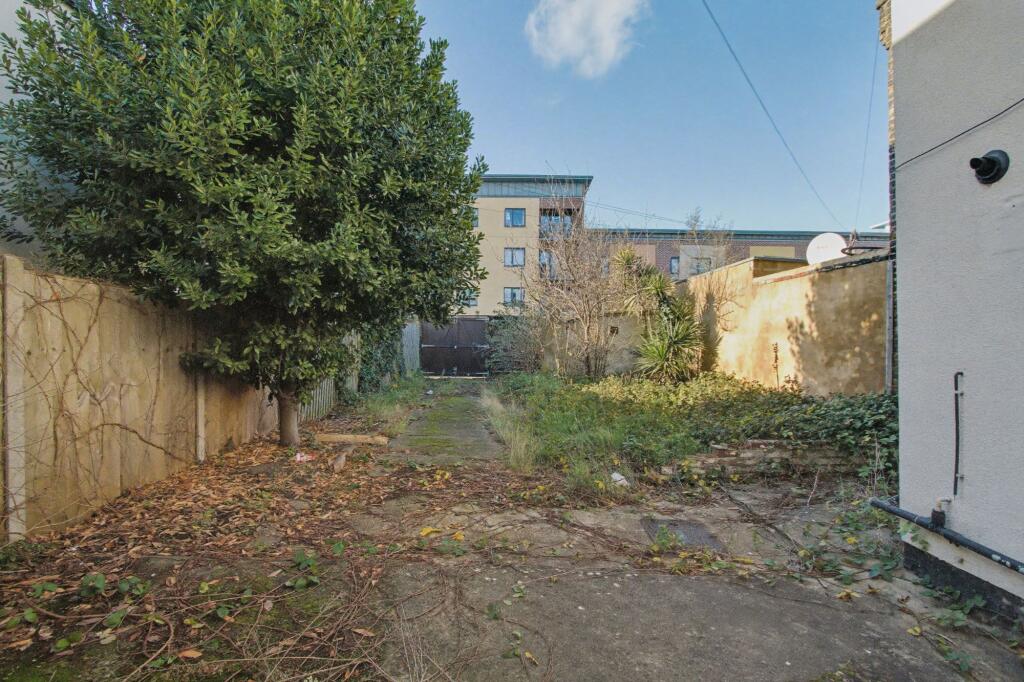 78A Stopford Road, London, E13 0LZ