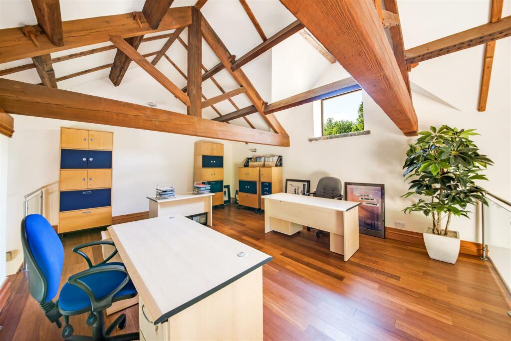 THE BARN/GAMES/LEISURE WING