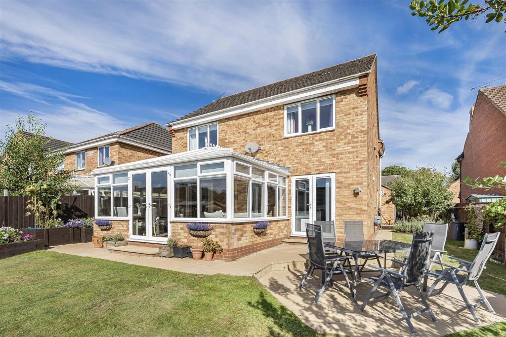 7 Preston Drive