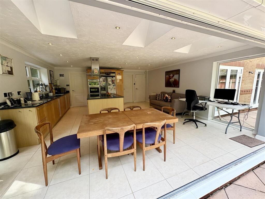 kitchen from garden.jpg