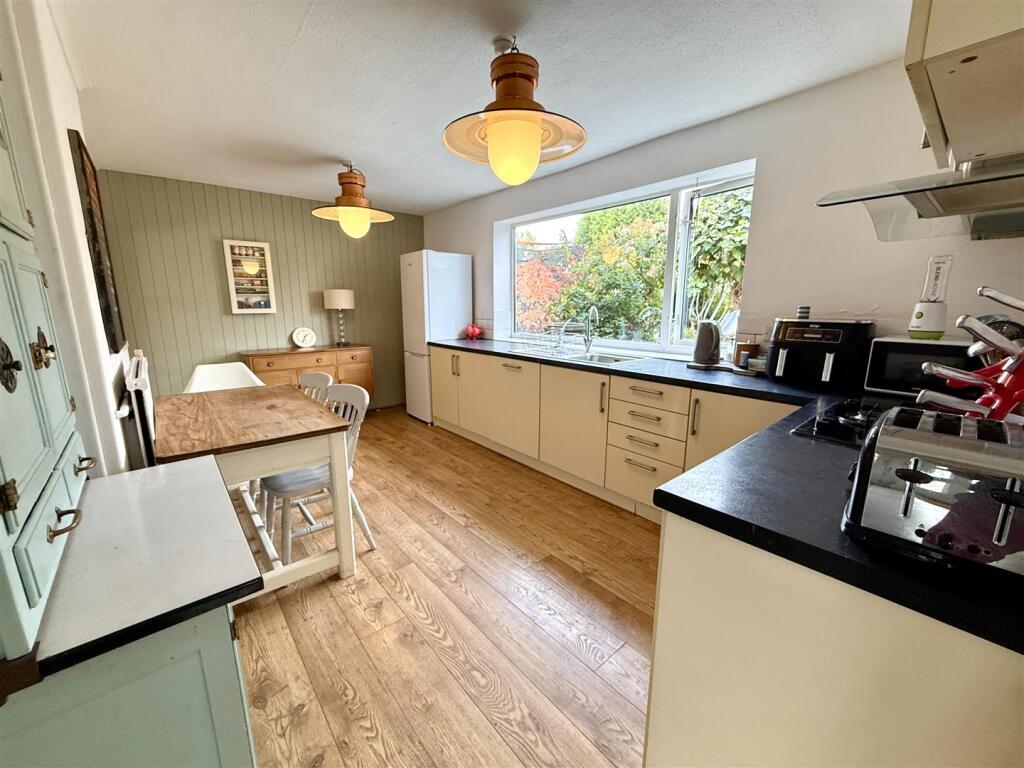 Kitchen Diner