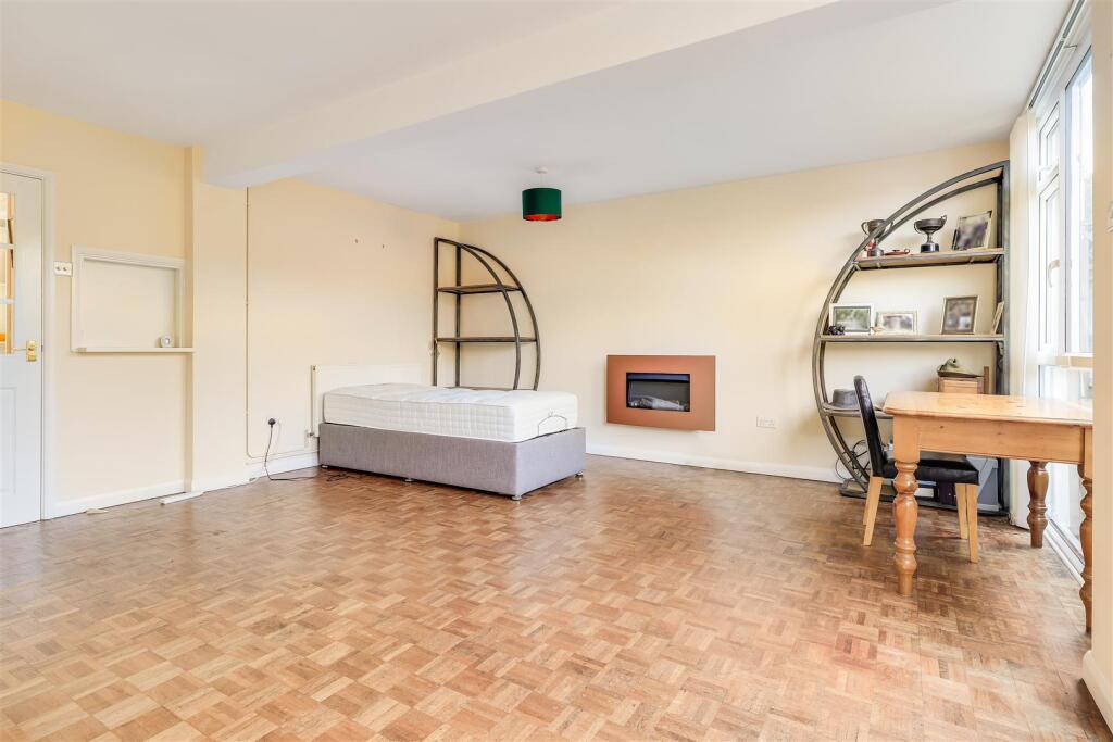 Living/ Dining Room