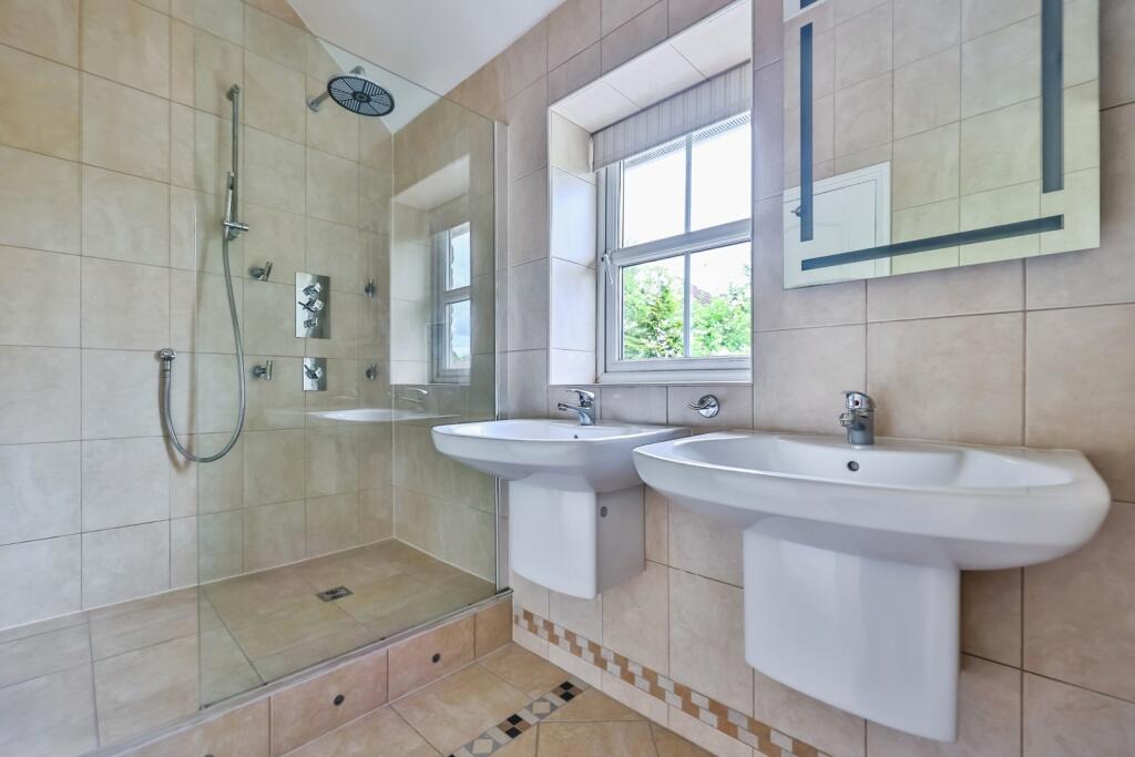 Ensuite Bathroom