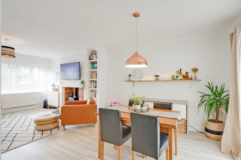 Lounge / Diner