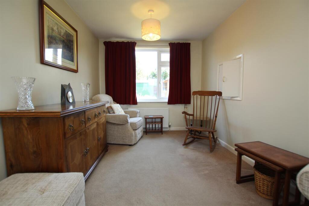 Lounge / Dining Room