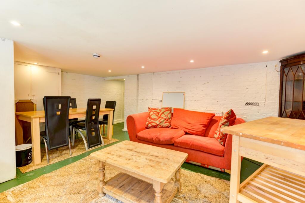 LOUNGE (4)
