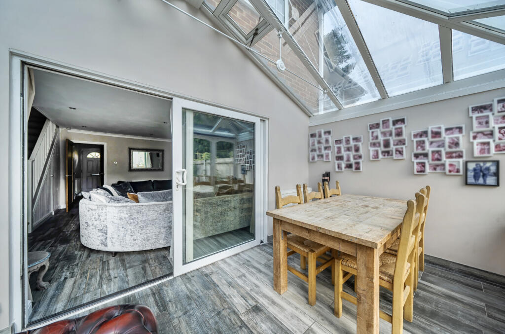 1373867-11-6903a6...