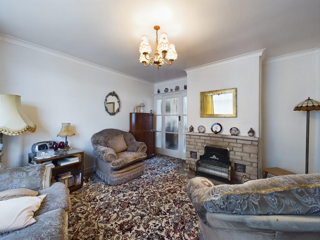 CAM02060G0-PR0272...