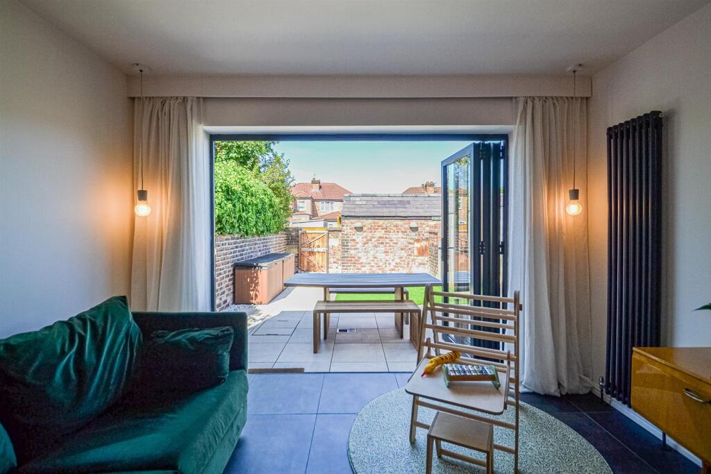 Family Room &amp; Garden View
