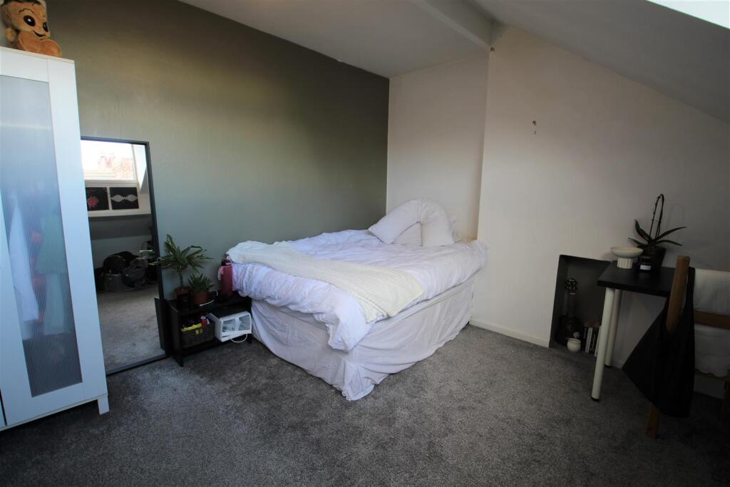 Bedroom 3.jpg