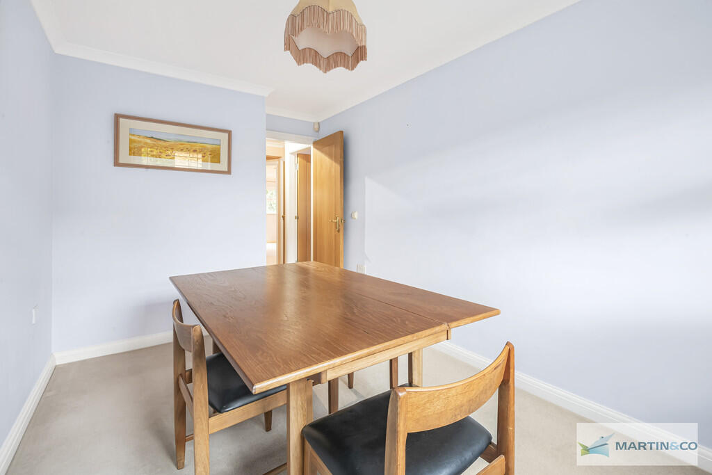 17_47881_watermar...