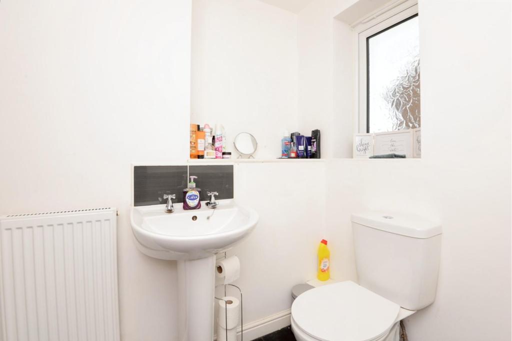 Downstairs Cloakroom
