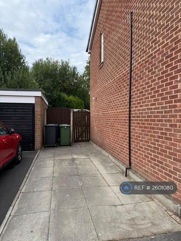Side Driveway