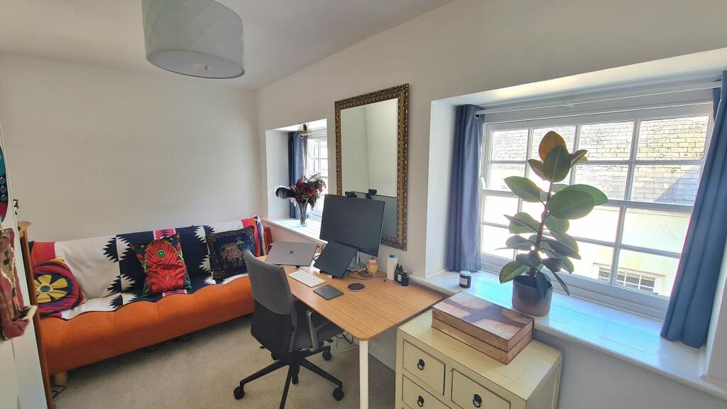 BEDROOM TWO