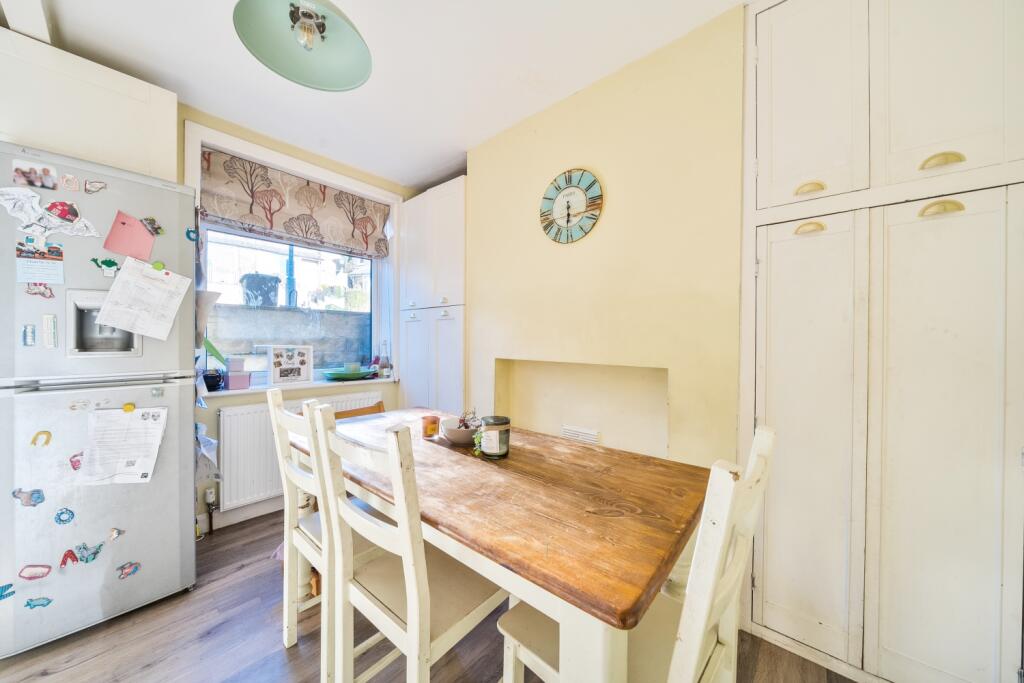 Kitchen diner