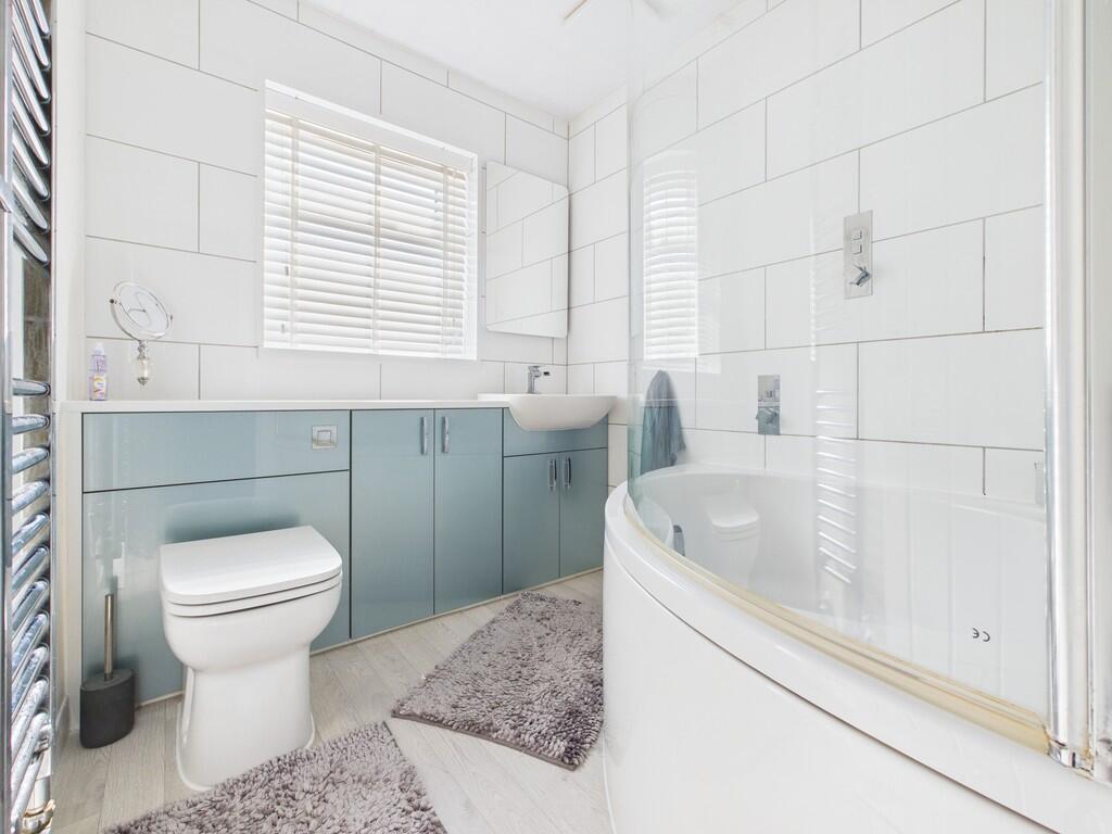 CAM04578G0-PR0006...